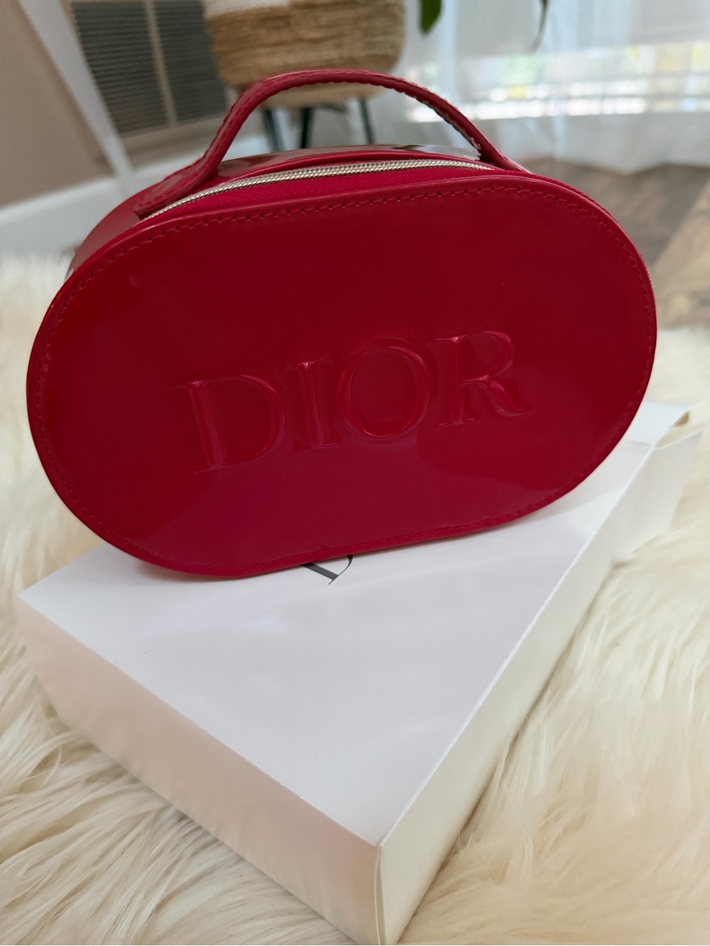 DIOR Red Embossed Logo Oval Top-Handle Bag / cosmetic case - Picture 2 of 3